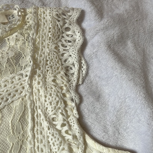 Beautiful lace top Mustard Seed NWT - Picture 6 of 9